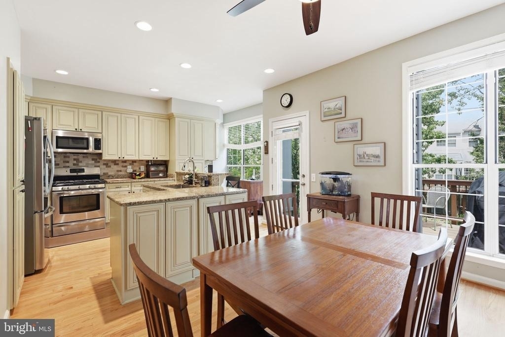 20746 Shoreline Terrace - Photo 9