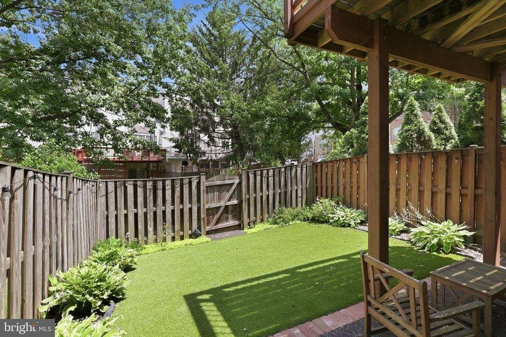 20746 Shoreline Terrace - Photo 30