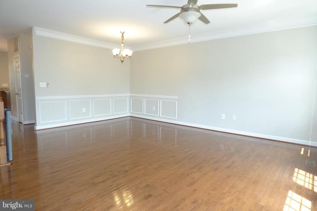 1604 Kinnaird Terrace Ne - Photo 10