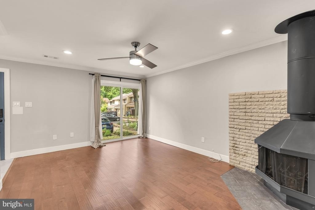 12138 Captiva Court - Photo 3