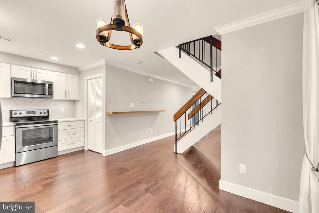 12138 Captiva Court - Photo 6