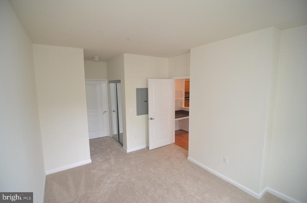 12000 Market Street - Photo 2