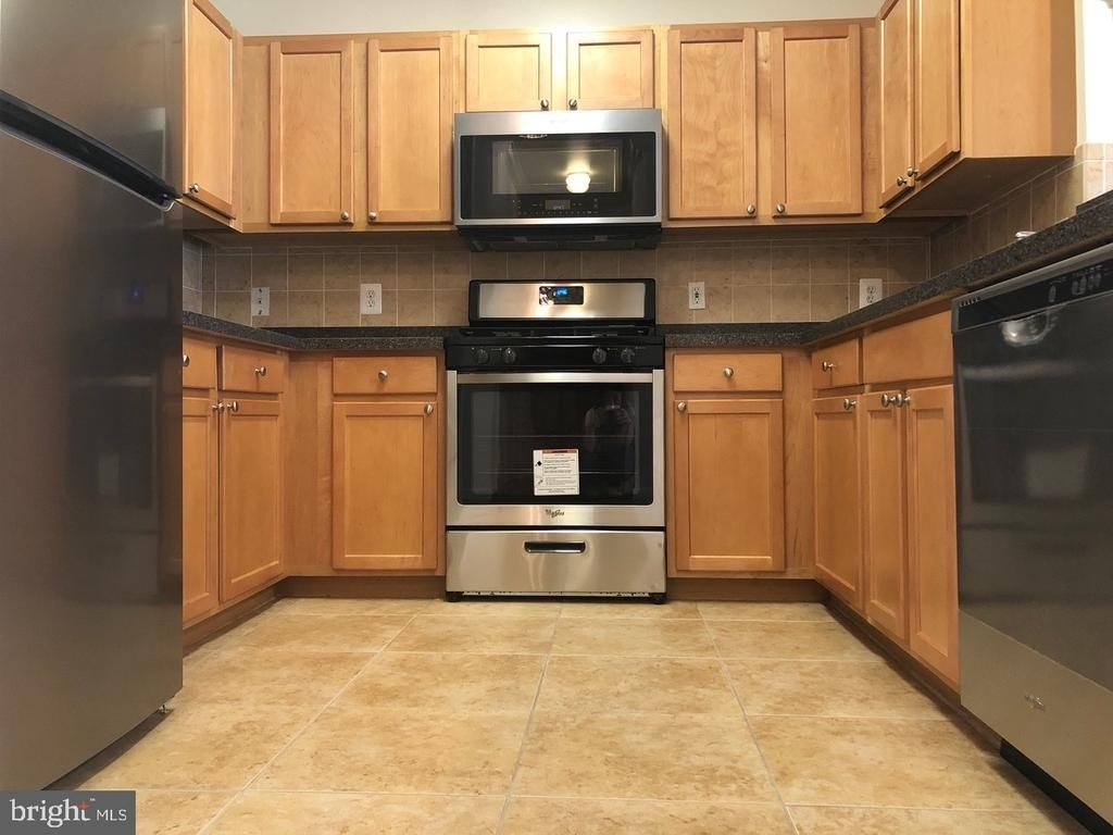 12000 Market Street - Photo 6