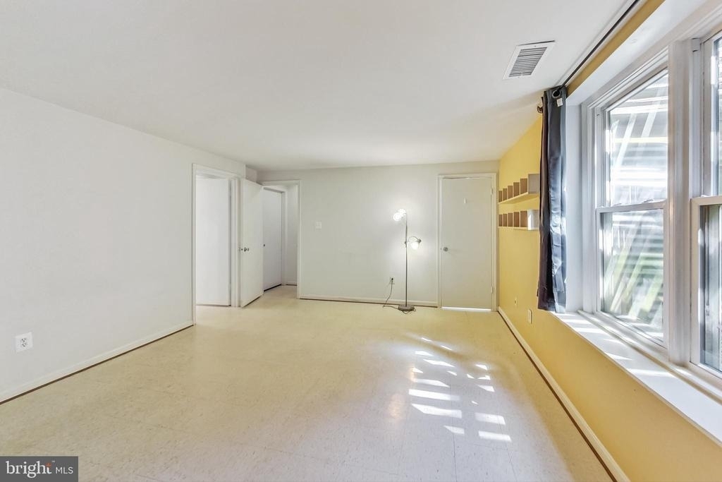 11924 Redtree Way - Photo 20