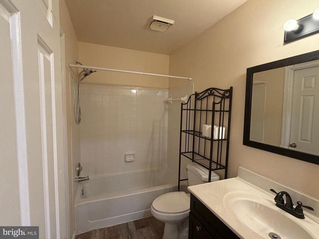 13480 Foxlease Court - Photo 10