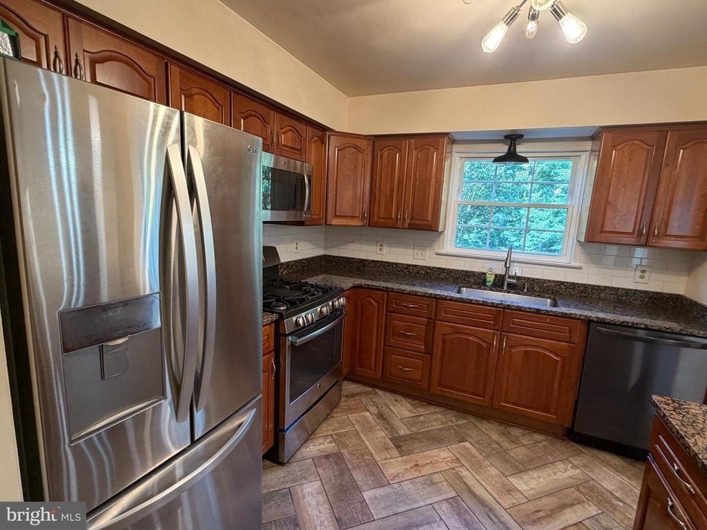 13480 Foxlease Court - Photo 3