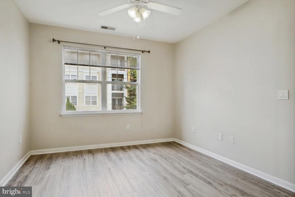 12949 Centre Park Circle - Photo 7