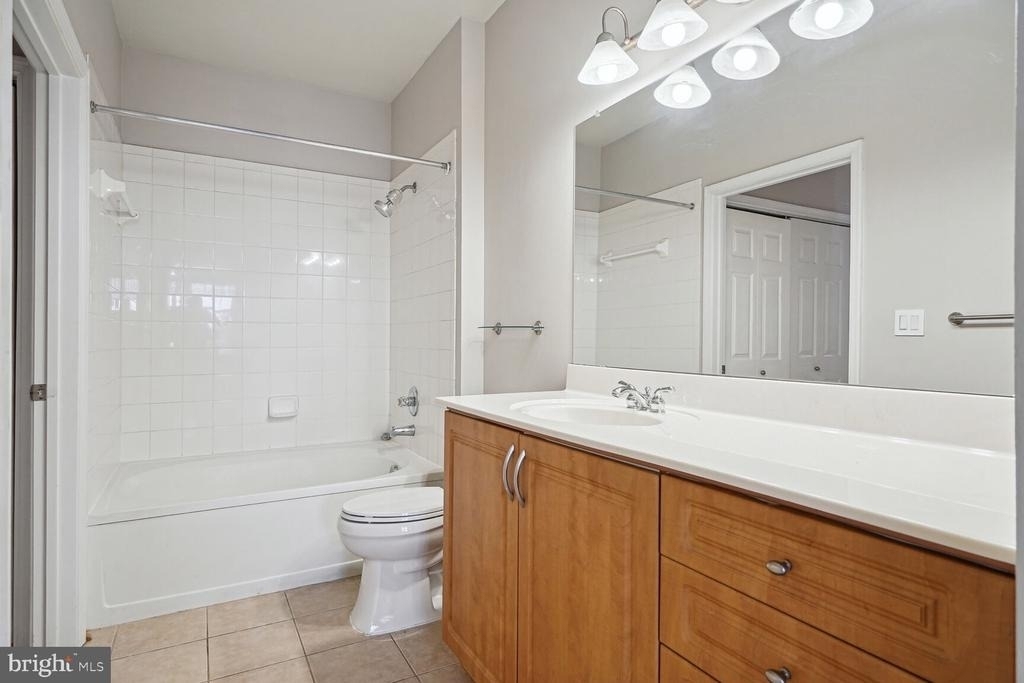 12949 Centre Park Circle - Photo 11