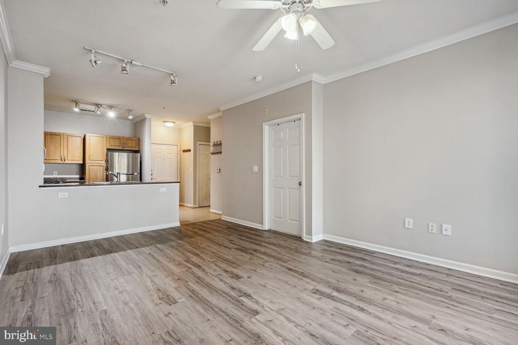 12949 Centre Park Circle - Photo 6