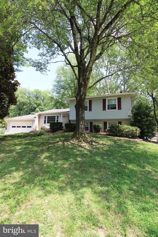 6211 Duntley Court - Photo 0
