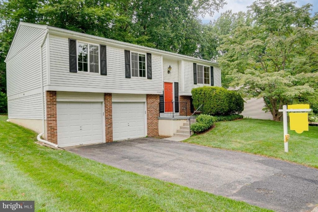 5906 Oak Leather Drive - Photo 0