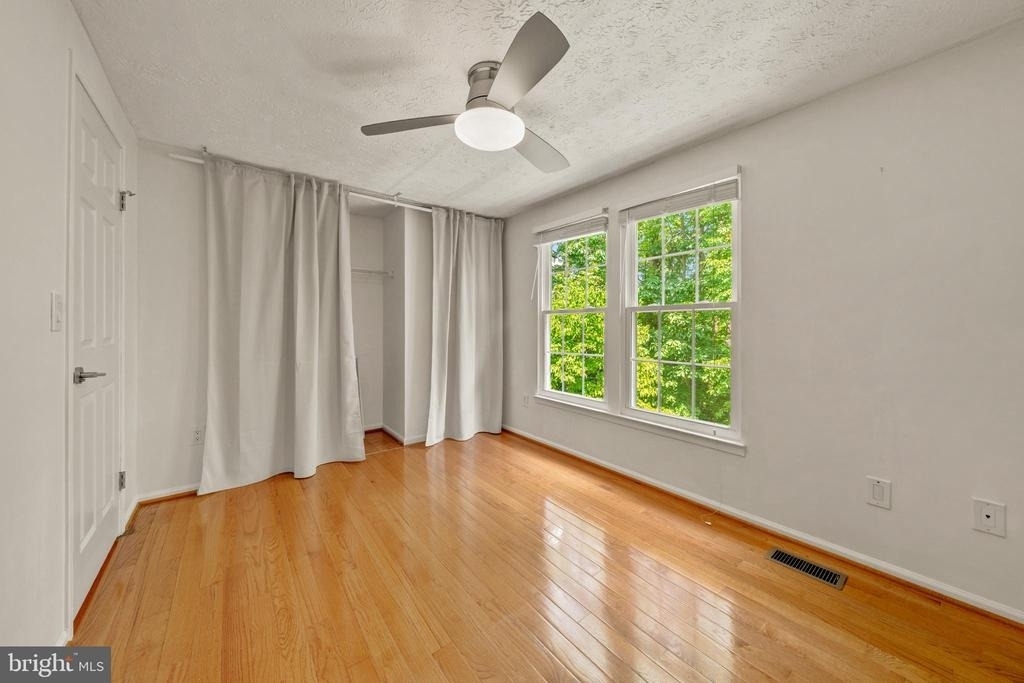1931 Belmont Ridge Court - Photo 20