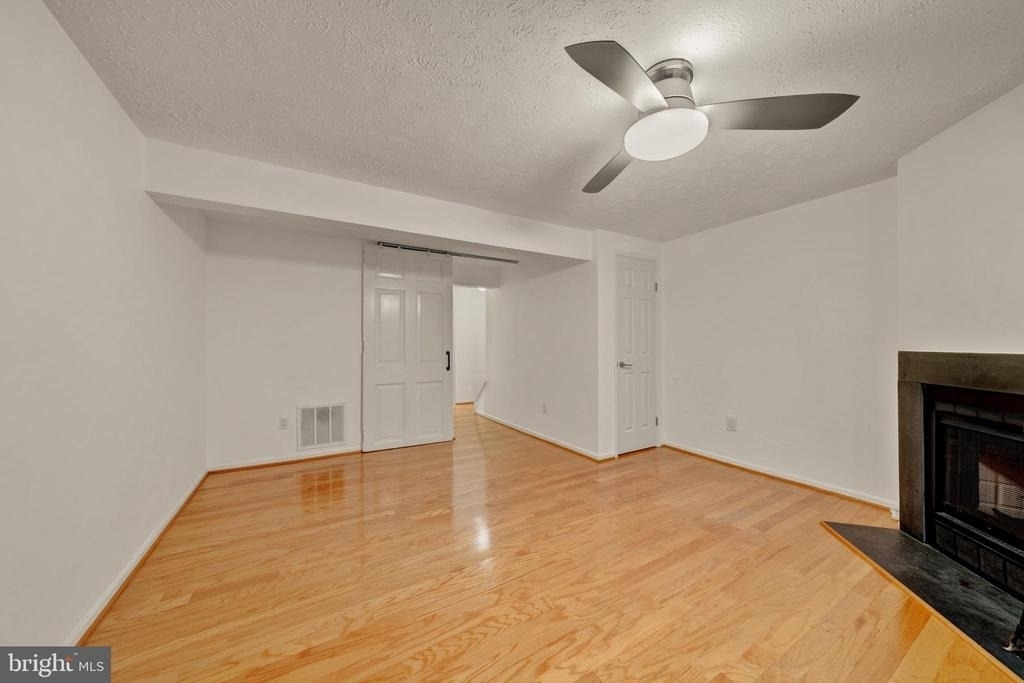 1931 Belmont Ridge Court - Photo 23