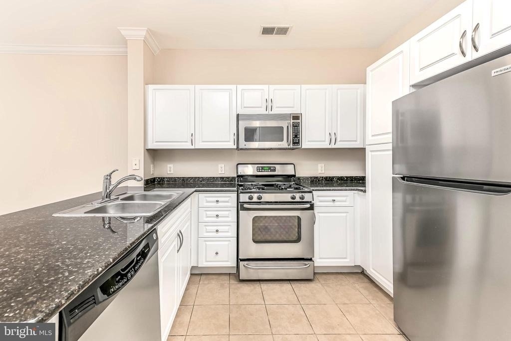 12909 Centre Park Circle - Photo 4