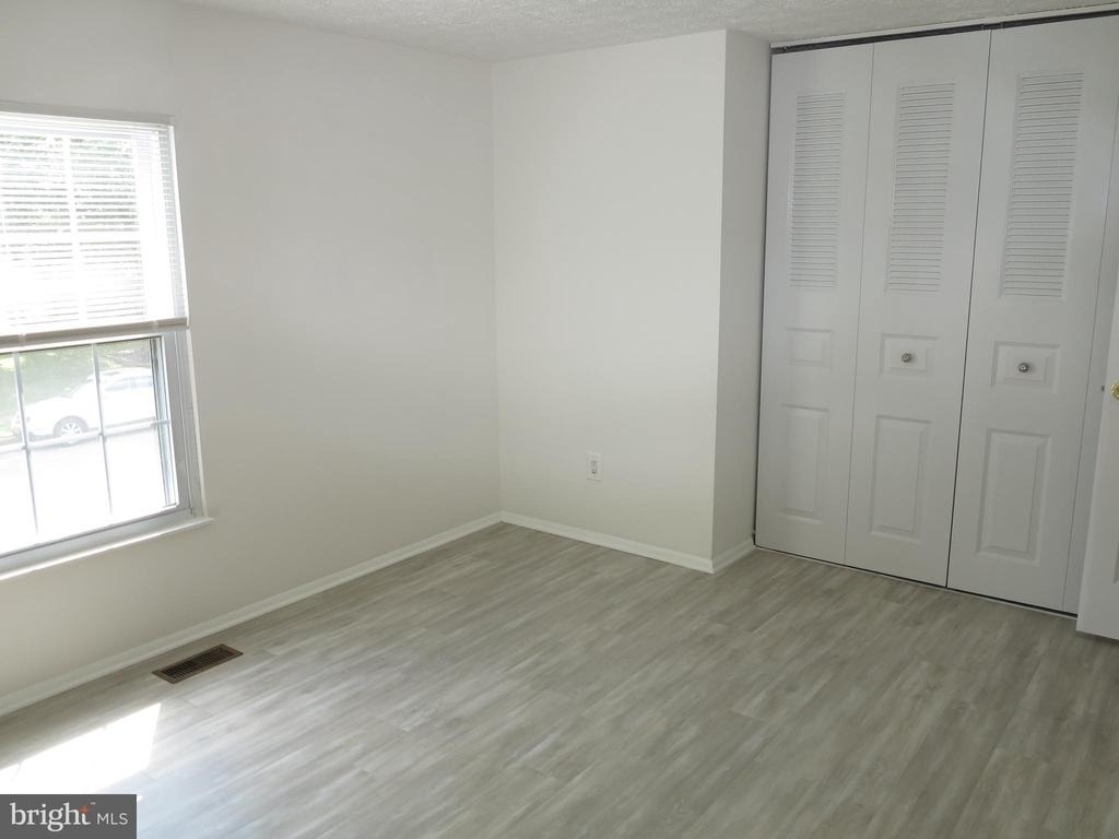 8406 Woodford Court - Photo 31