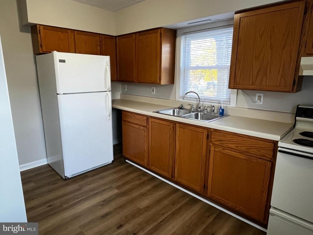 7889 Main Street - Photo 4