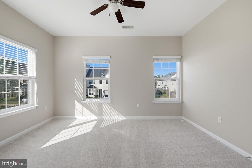 300 Kintyre Lane - Photo 23