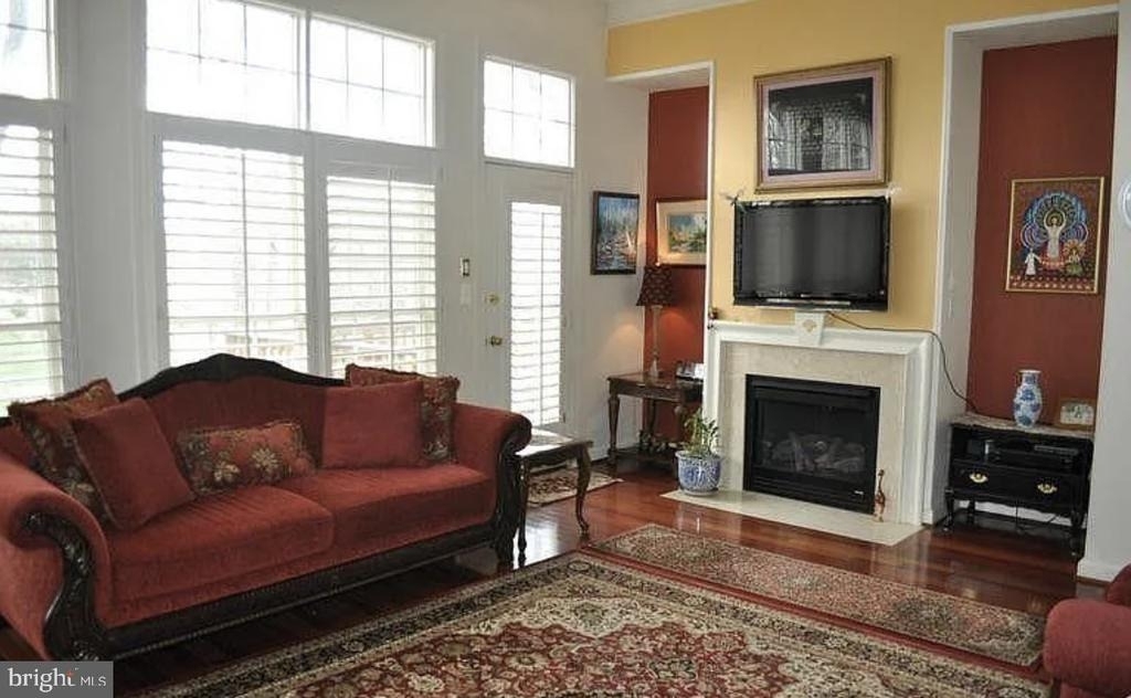 10084 Daniels Run Way - Photo 9