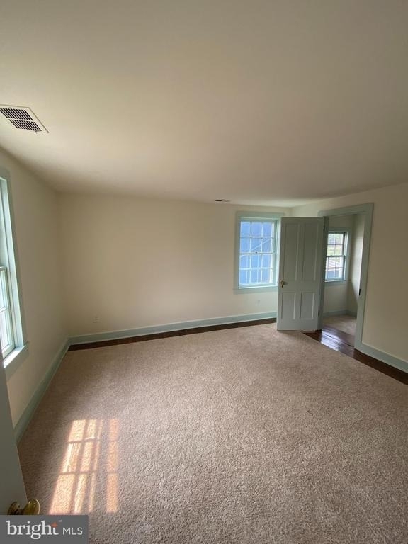 218 W Main Street - Photo 13