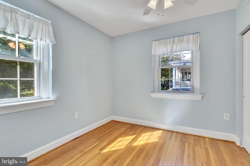 300 Commonwealth Avenue - Photo 11