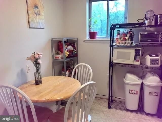 3316 13th Street N - Photo 2
