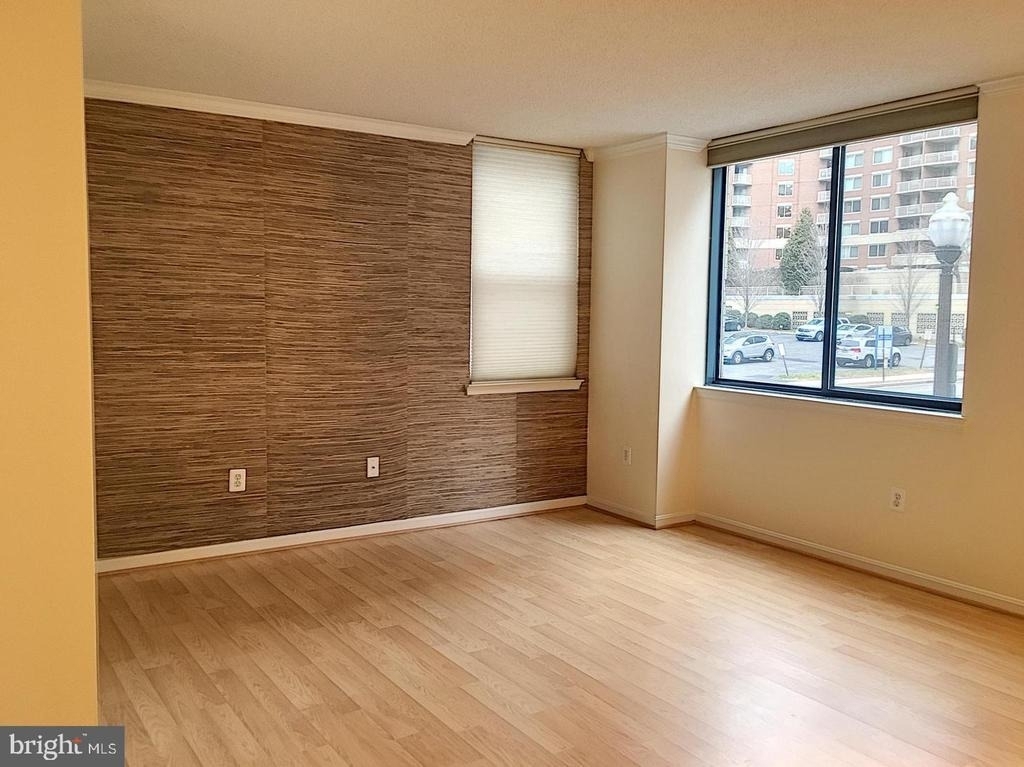 3830 9th Street N - Photo 6