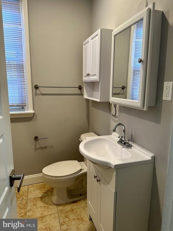400-418 W Walnut Lane - Photo 13
