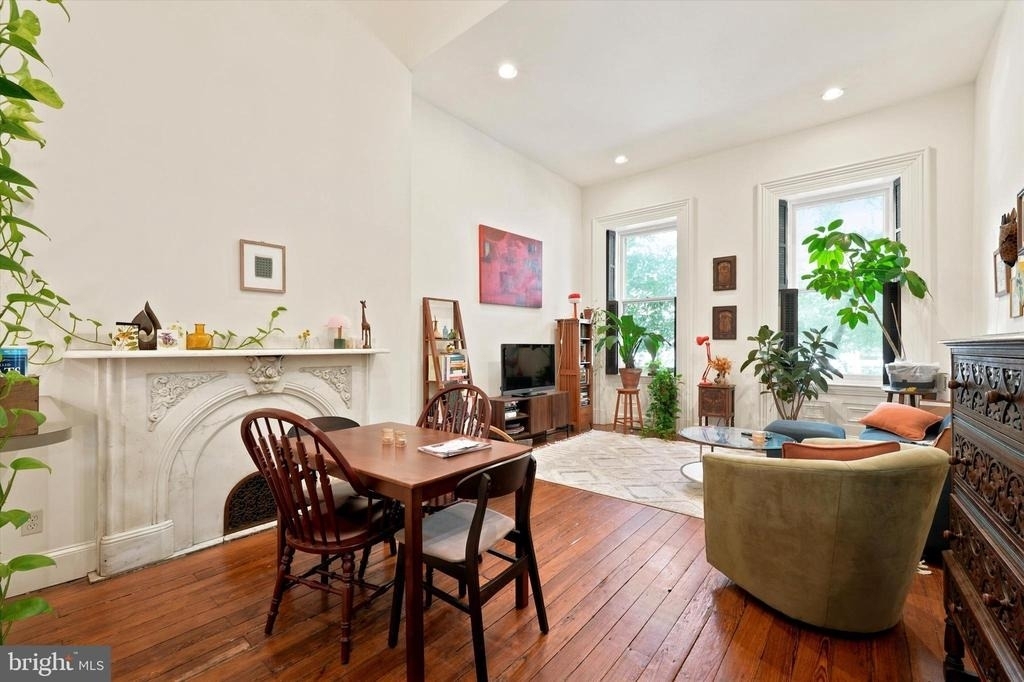 1510 Green Street - Photo 2