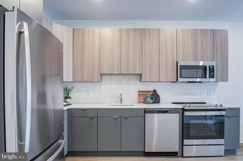 503-29 N Columbus Boulevard - Photo 19