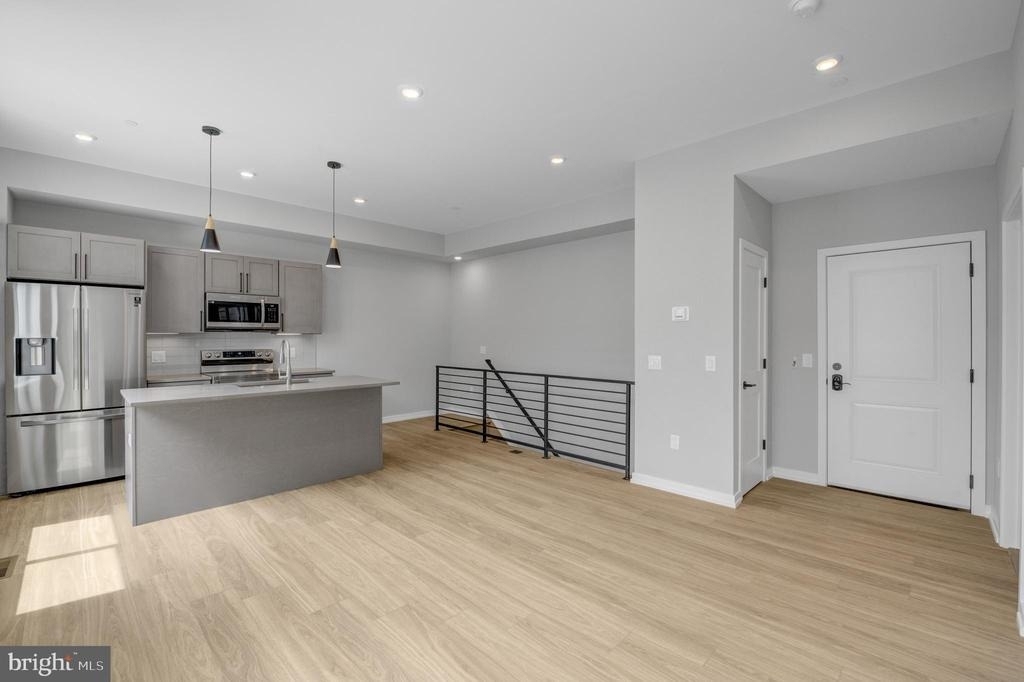 1205 S 15th Street - Photo 1