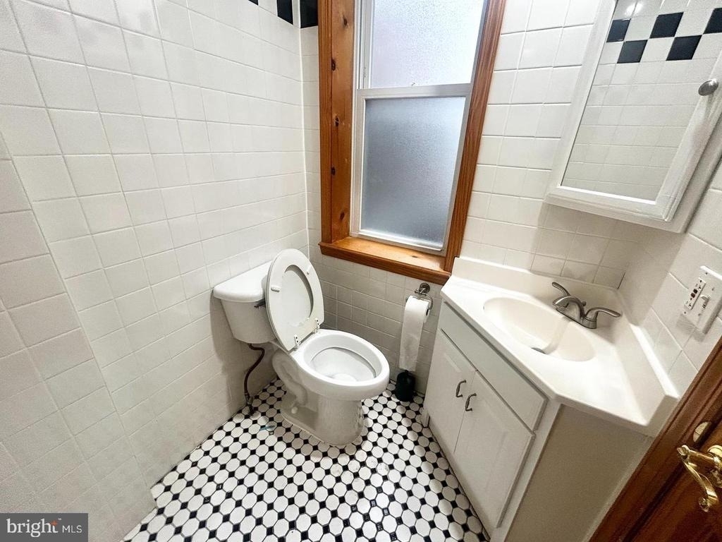 2635 W Girard Avenue - Photo 5