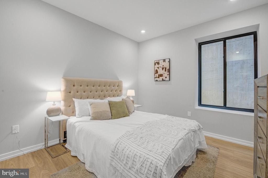 1205 S 15th Street - Photo 2
