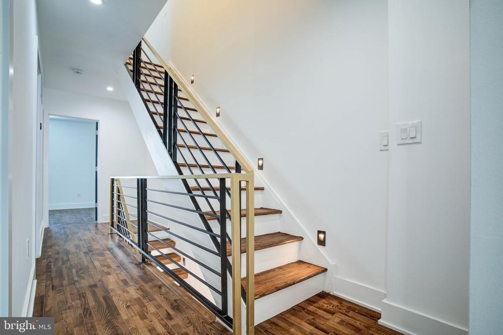 3038 Salmon Street - Photo 23