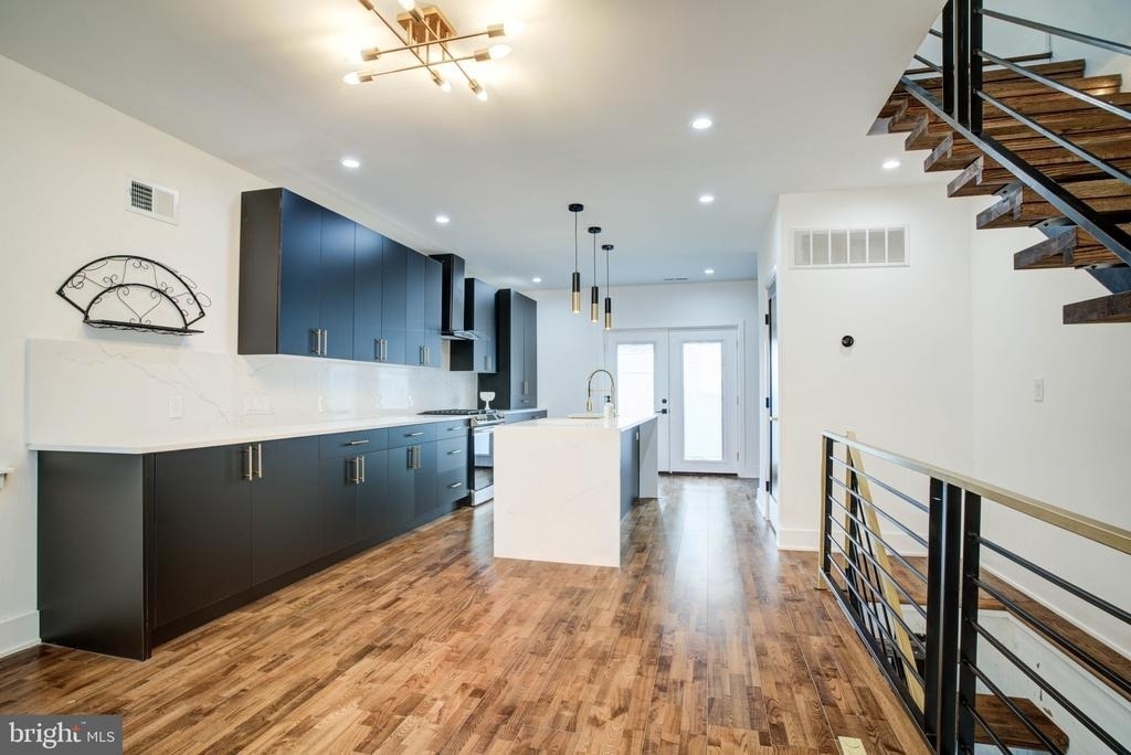 3038 Salmon Street - Photo 7