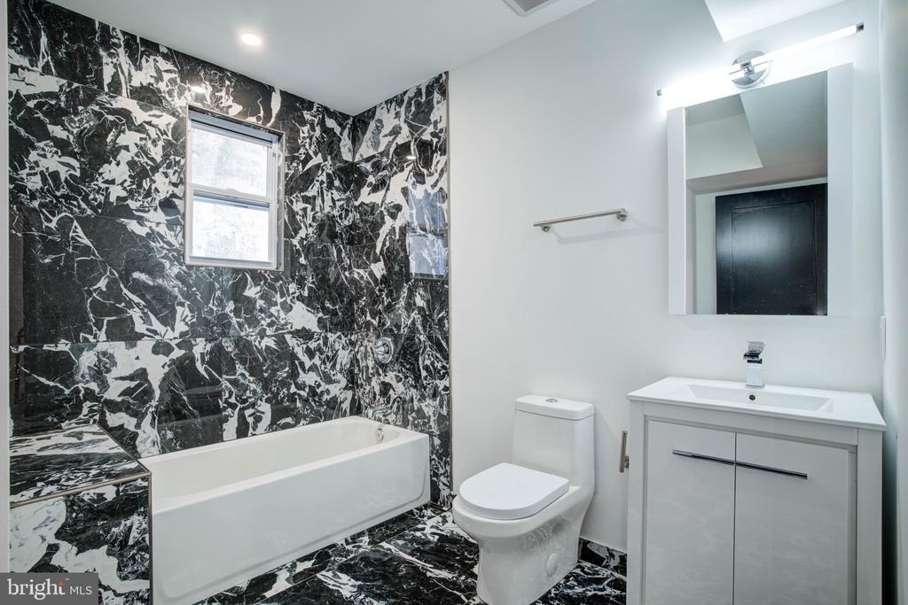 3038 Salmon Street - Photo 18