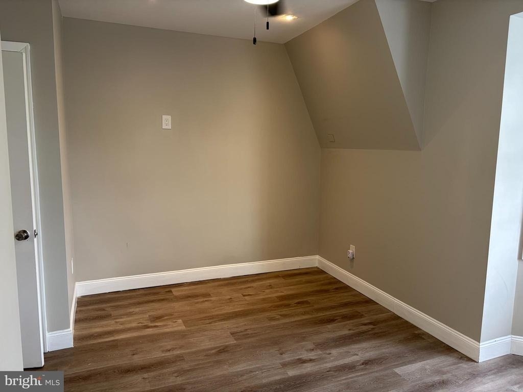 141 S 57th Street - Photo 4
