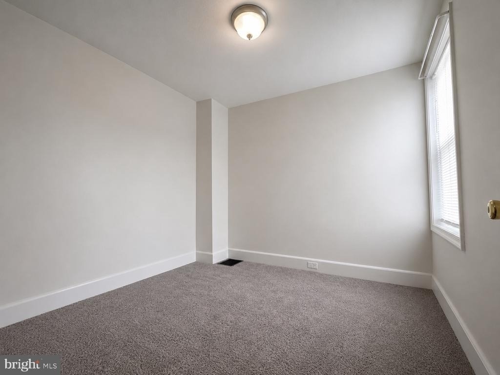 2643 Emerald Street - Photo 16