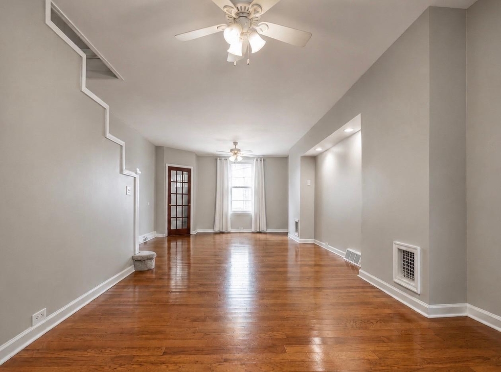 2643 Emerald Street - Photo 4