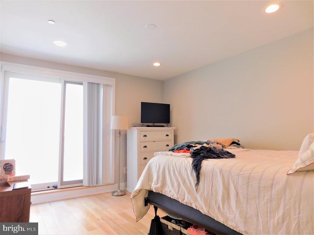 922 N 17th Street - Photo 15