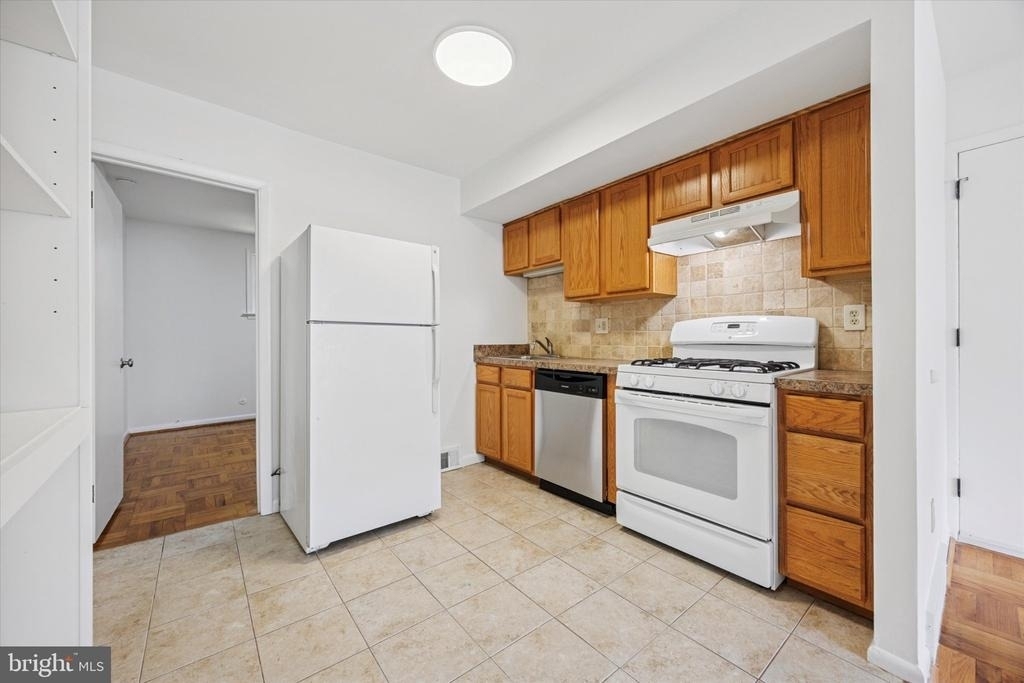348 Ripka Street - Photo 9