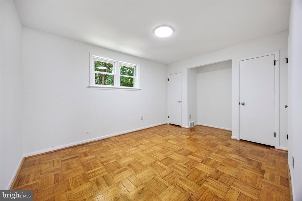 348 Ripka Street - Photo 8