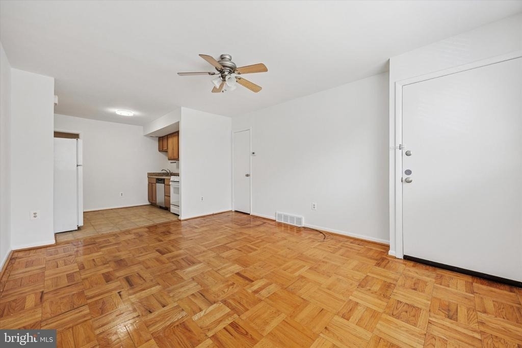 348 Ripka Street - Photo 3