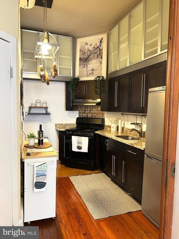 240 S 13th Street - Photo 7