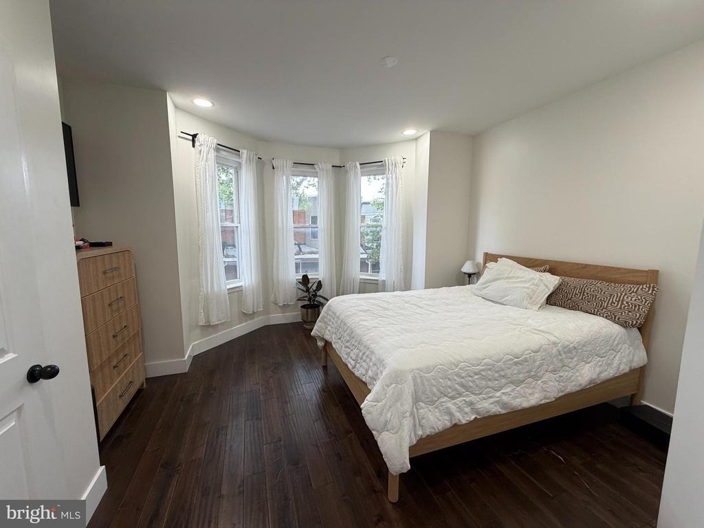2930 Nicholas Street - Photo 18