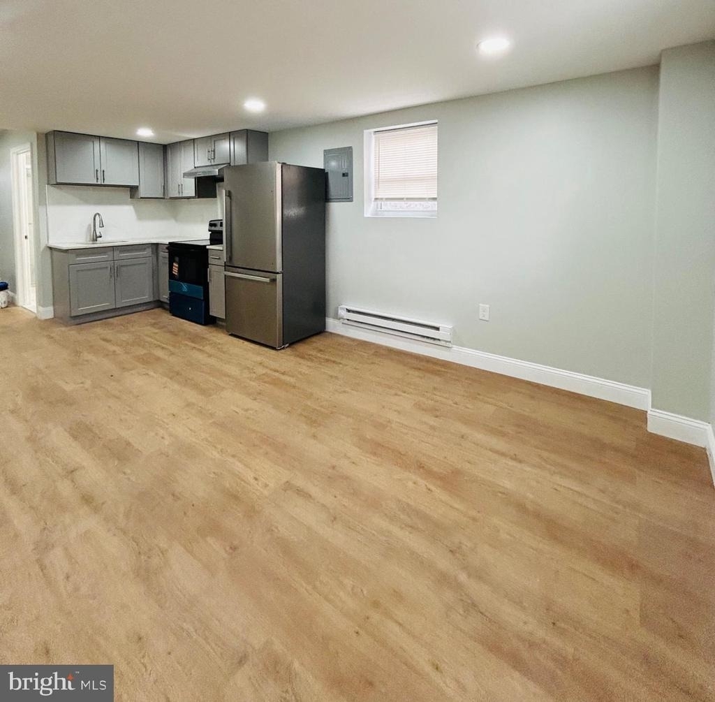 1416 S Broad Street - Photo 2