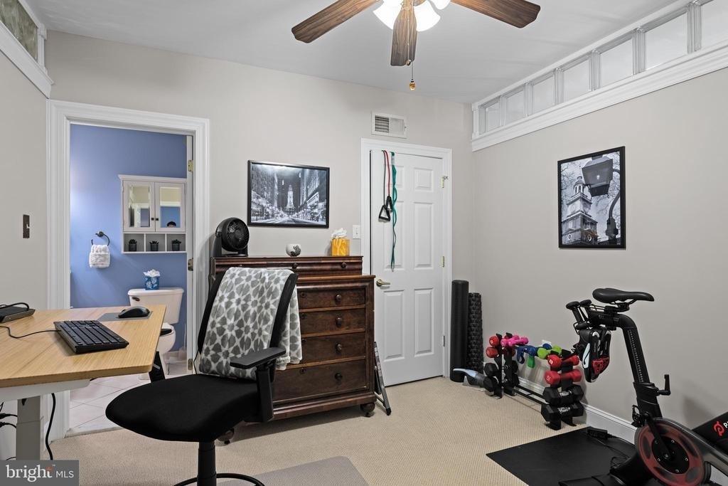 6 S Strawberry Street - Photo 23