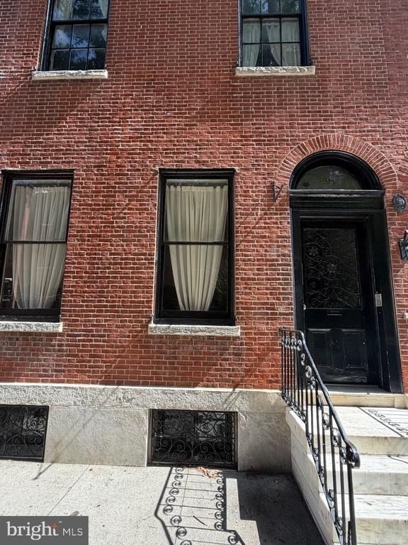 1211 Spruce Street - Photo 9