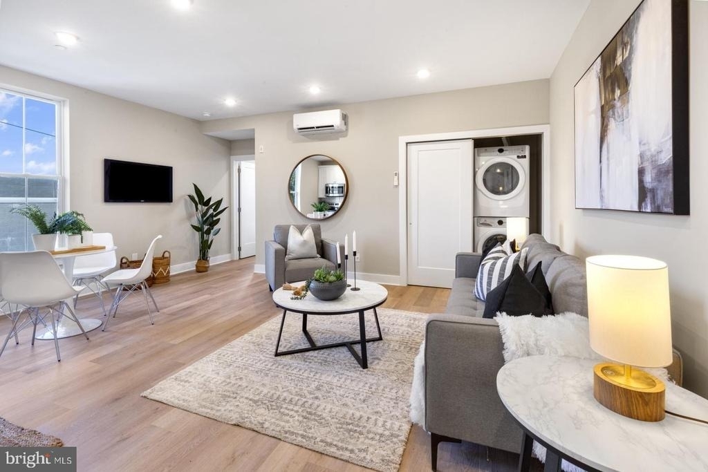 6712 Ridge Avenue - Photo 2