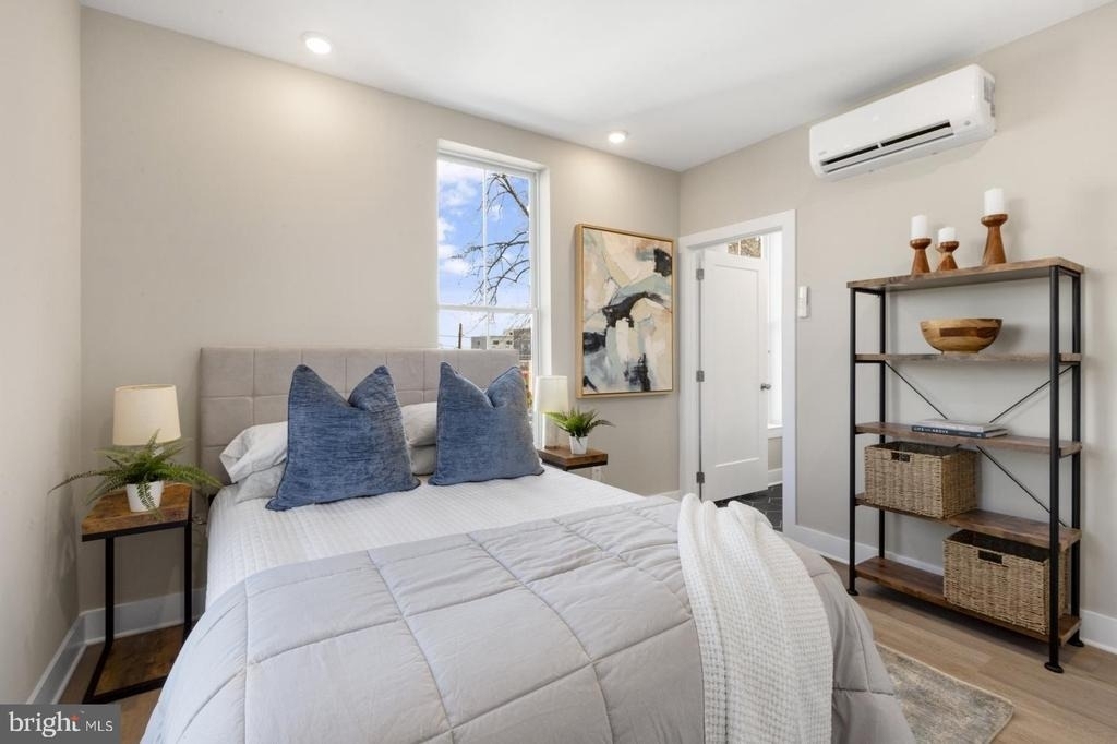 6712 Ridge Avenue - Photo 14
