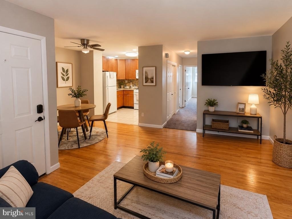 3922 3922 Lankenau Ave - Photo 2
